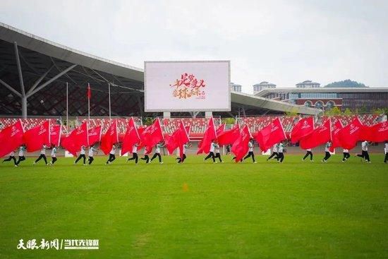 巴西中场阿图尔本赛季加盟佛罗伦萨后表现出色，他透露心理医生的治疗对自己帮助很大。